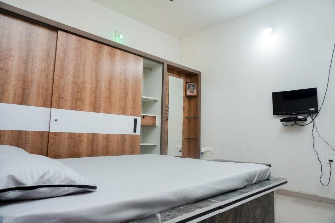 Mahadev Premium Homestay Garudeshwar Exterior foto